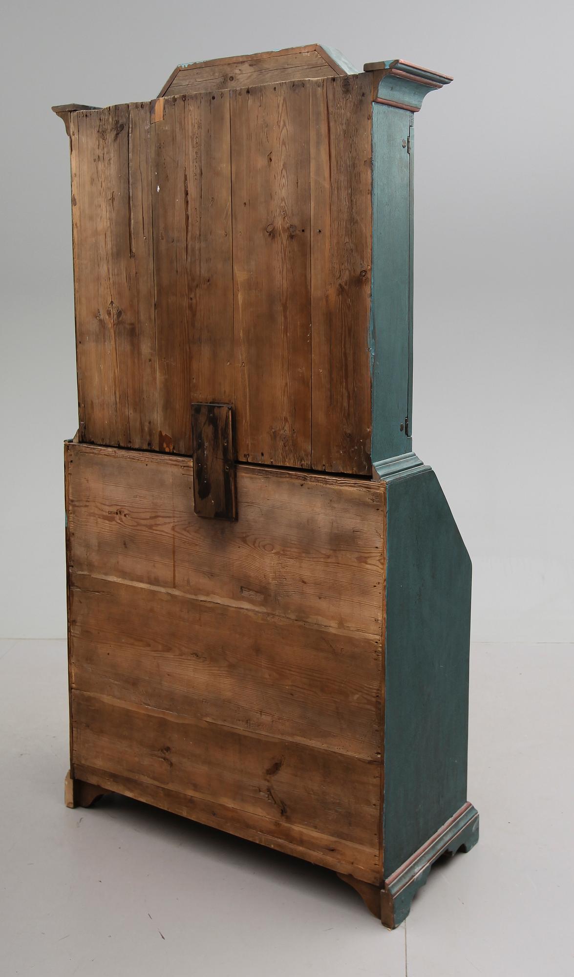 SKRIVSKÅP, allmoge, 1800-talets första hälft.