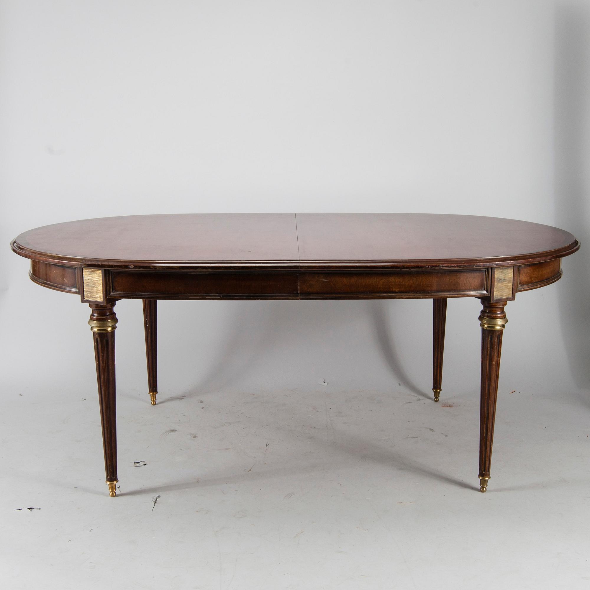 MATBORD, Jacob-stil, Frankrike 1900-talets första hälft.
