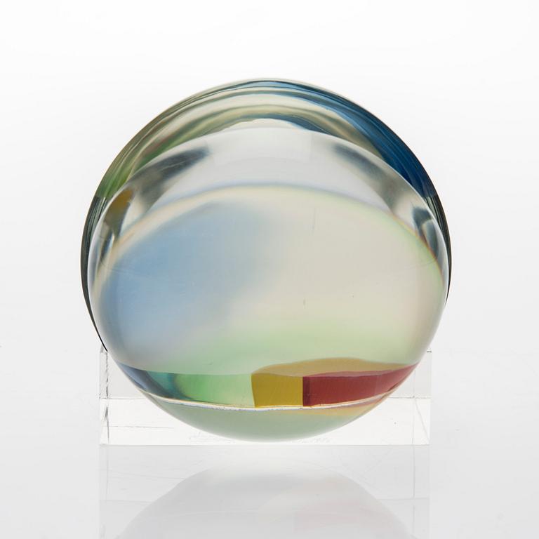 PAVEL HLAVA, GLASS SCULPTURE. Signed Pavel Hlava 1986.