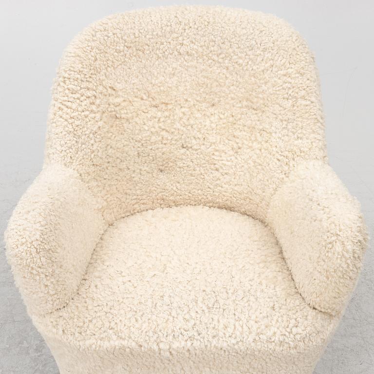 Armchair, mid-20th century.