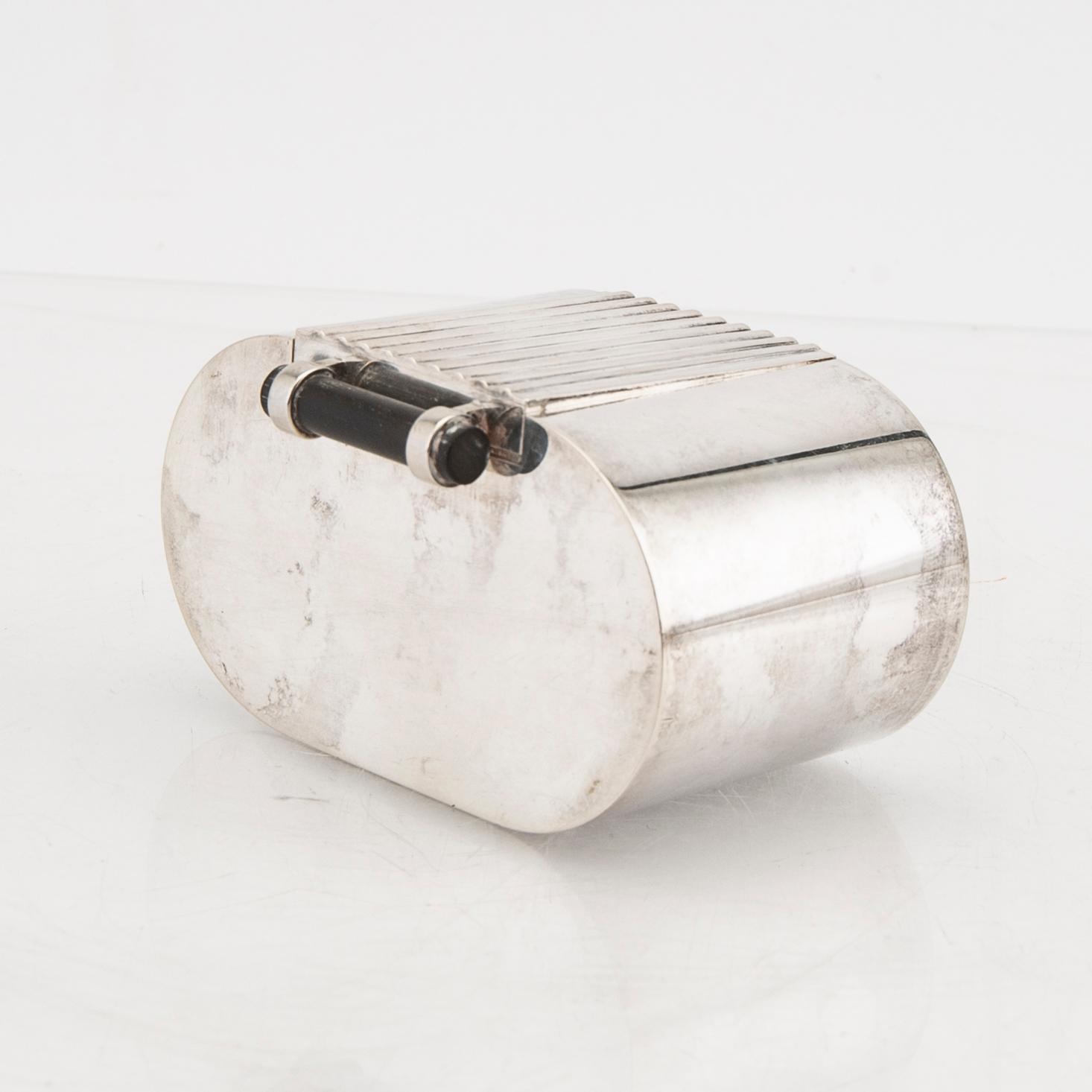 A Swedish 20th century  sterling silver box mark of Lars Håkansson Uppsala 1988, weight 196 grams book included.