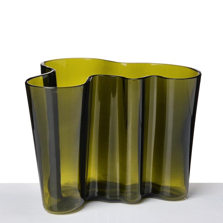 Alvar Aalto, a "Savoy/3030" dark green glass vase, Iittala Glassworks, Finland ca.