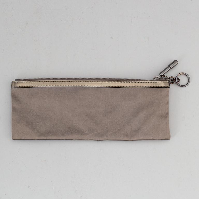 BURBERRY, clutch.