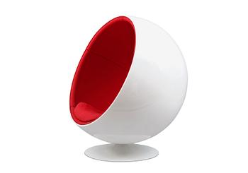 5. Eero Aarnio, BALL CHAIR.