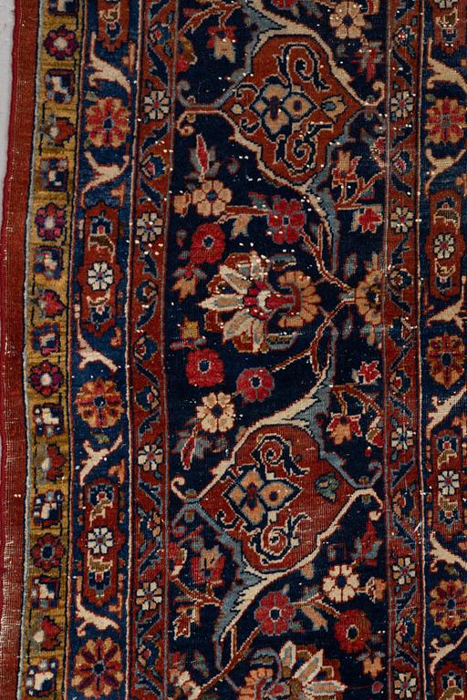 A carpet, semi-antique Kashan, a so-called Dabri, ca 394,5 x 310 cm.