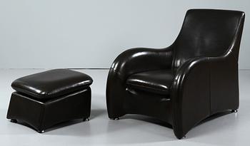 FÅTÖLJ SAMT FOTPALL, kopia efter "Loge", Gerard Van den Berg, modellen formgiven 1989.