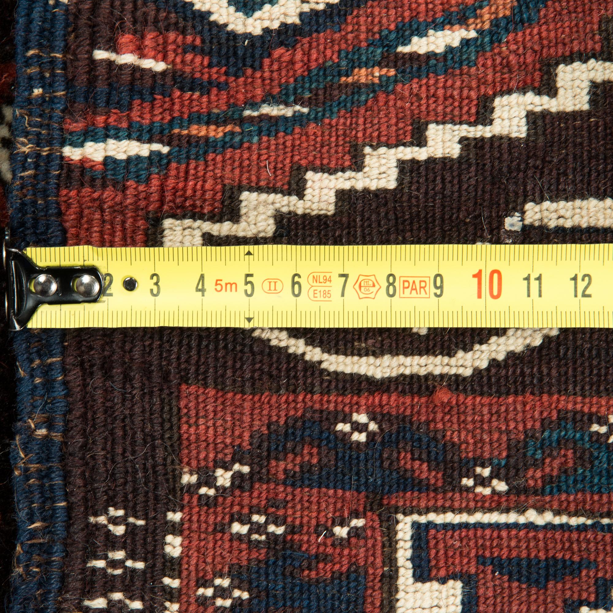 Matto, antik Jomud, Turkmenistan, noin 313-185 cm.