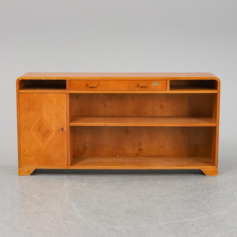 BOKHYLLA, 1900-talets första hälft.