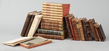 BOKPARTI OM HISTORIA, 27 vol, bla "Utkast till Helsinglands och Helsinge...Regemente.." av CP. Ström, Stockholm 1828.