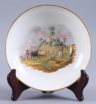 KOPP med FAT samt KOPP, porslin, Meissen, 1900-tal.