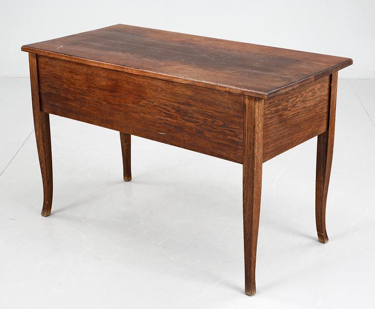 SKRIVBORD, senjugend, 1920-tal.