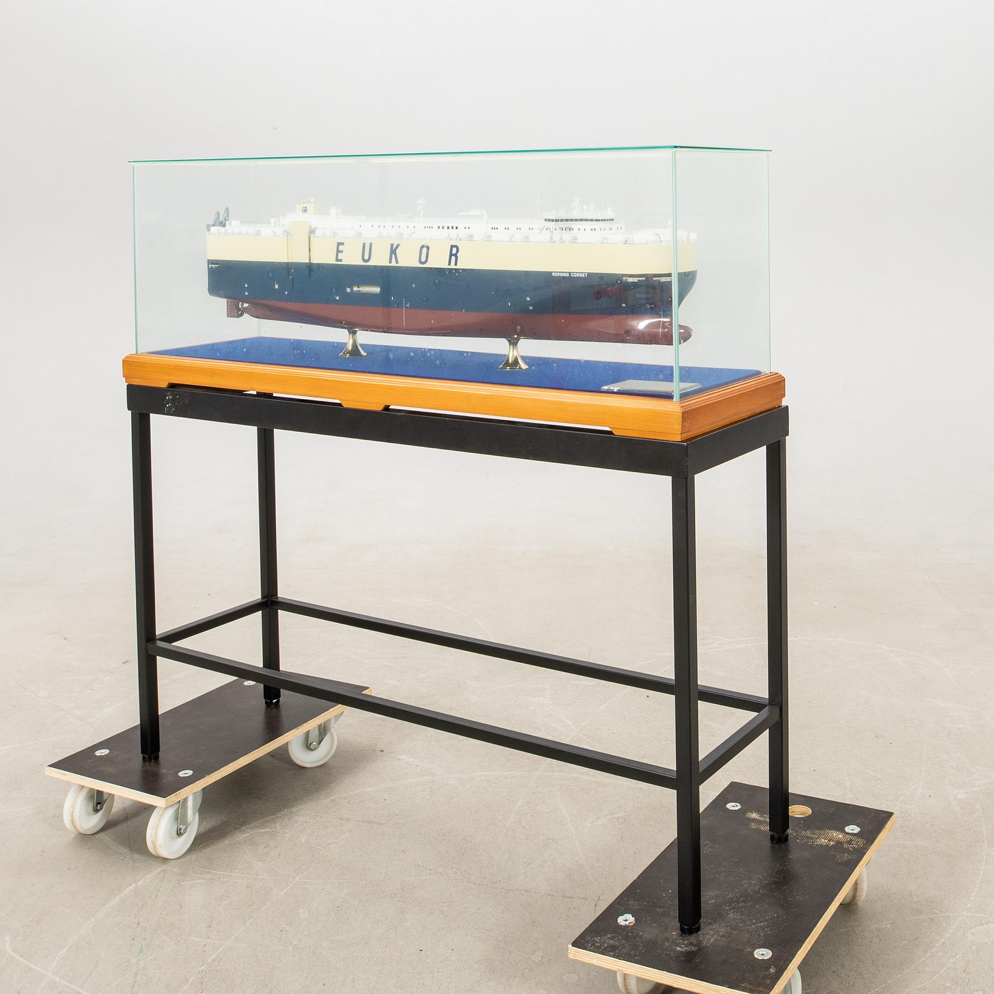 Fartygsmodell "Morning Cornet", Hundai Sahmo Heavy Industies Company LTD. 2007.