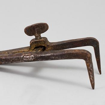 A set of seven iron tools, 18th century.