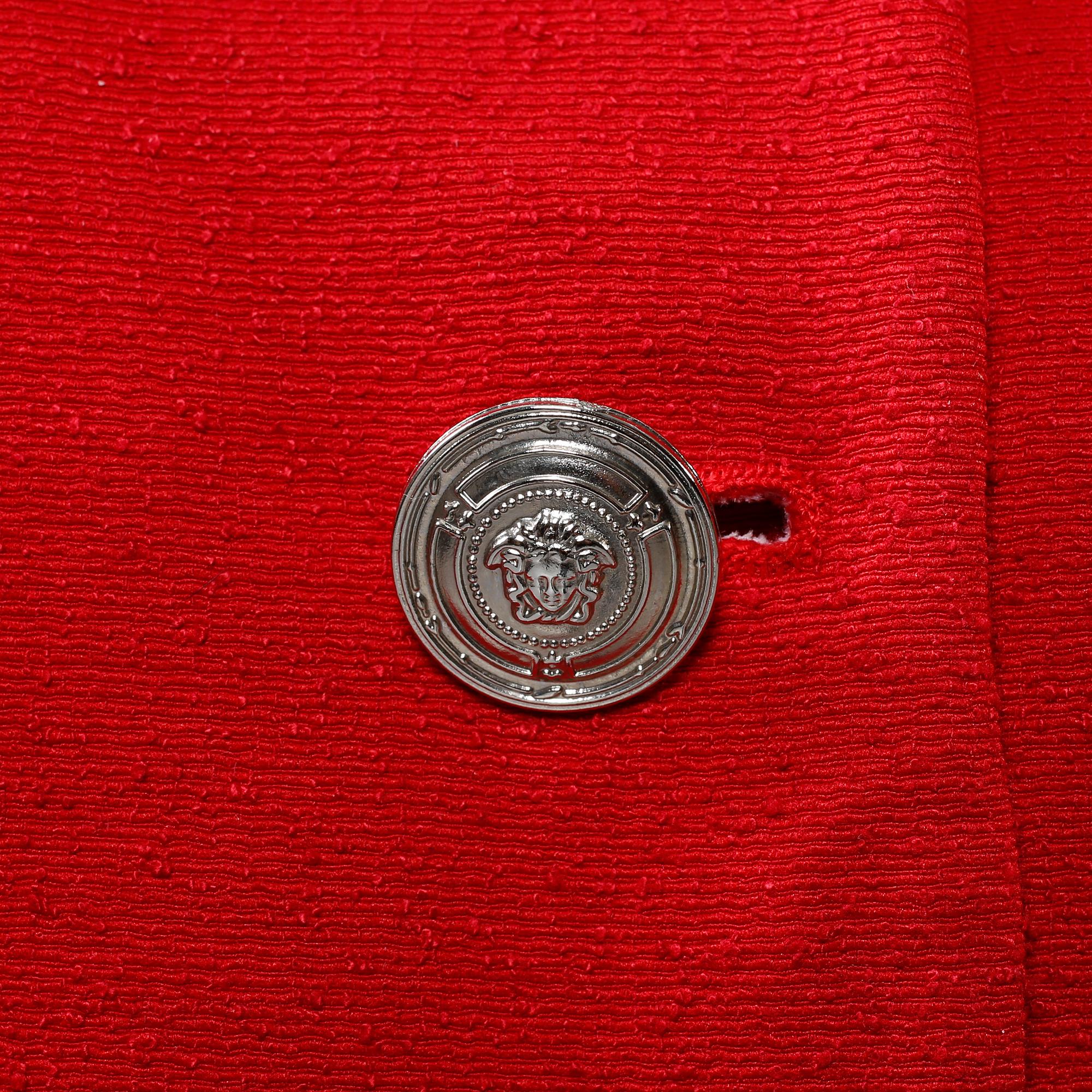 DRÄKT, Versace.