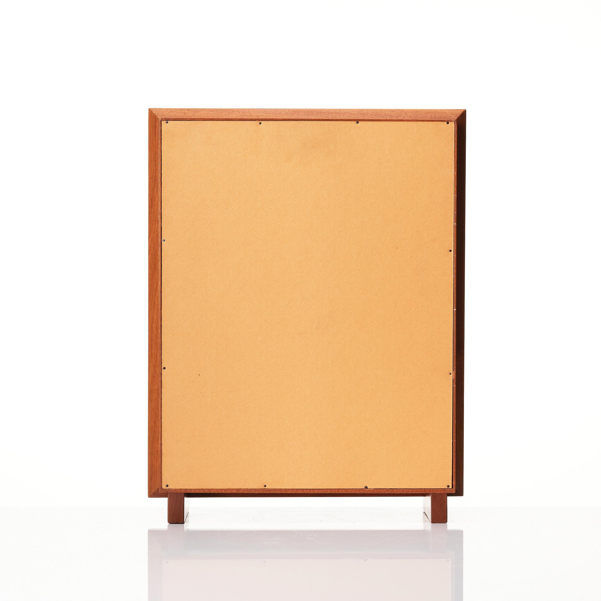 Josef Frank, a mahogany table showcase cabinet, model '2069', Svenskt Tenn, before 1985.
