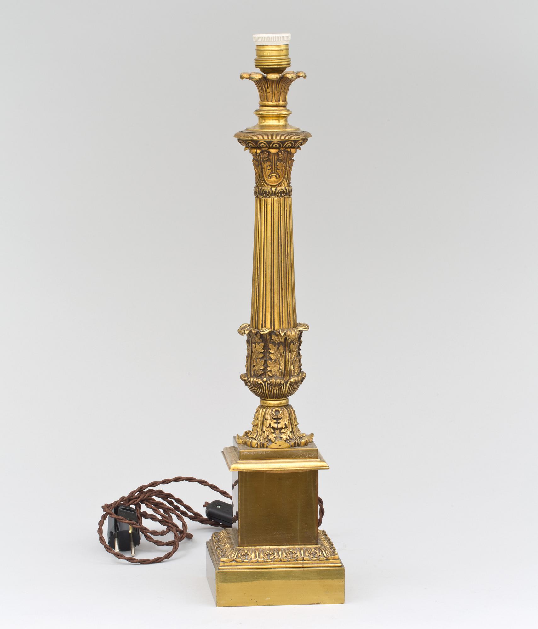 BORDSLAMPA, empirestil, 1900-tal.