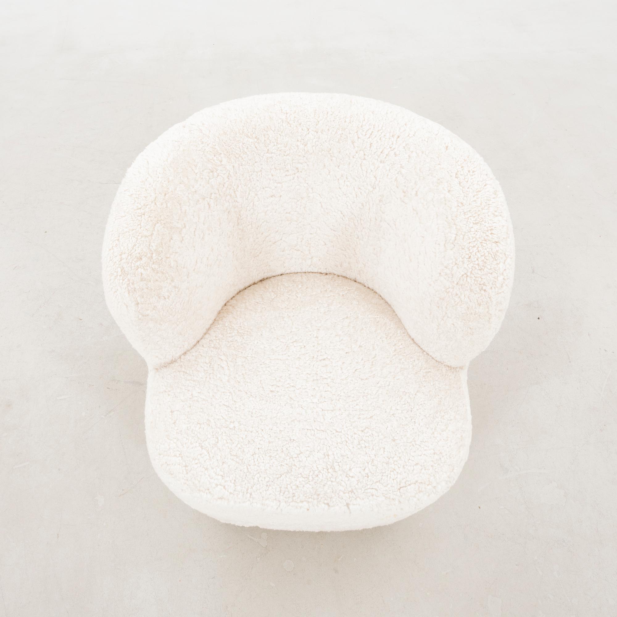 Space Copenhagen swivel armchair "Stay lounge chair" for Gubi Denmark, designed in 2015.