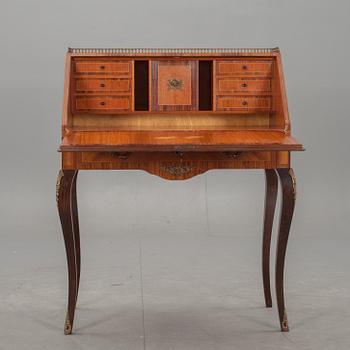 SEKRETÄR, rokokostil, 1900-talets mitt.