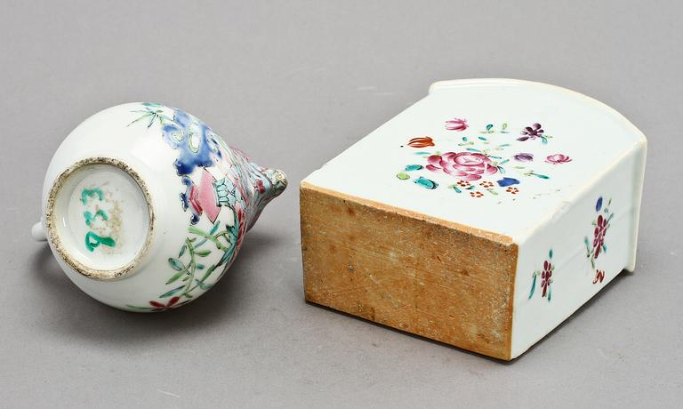 KANNA samt TEDOSA, porslin, Kina, 1700-tal.