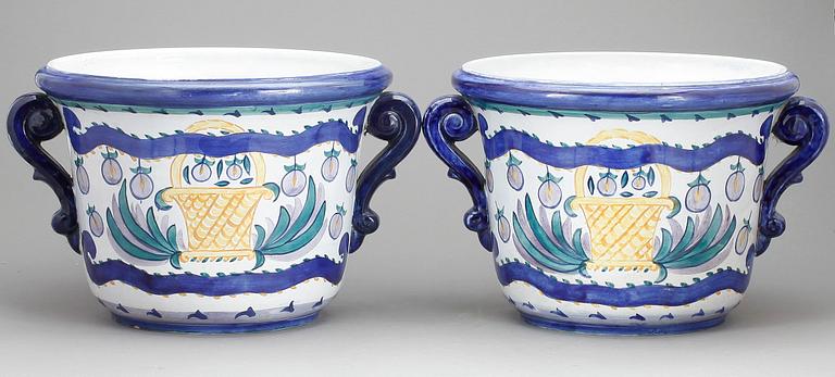 YTTERFODER, ett par, flintgods, Edward Hald, Rörstrand, 1910/20-tal.