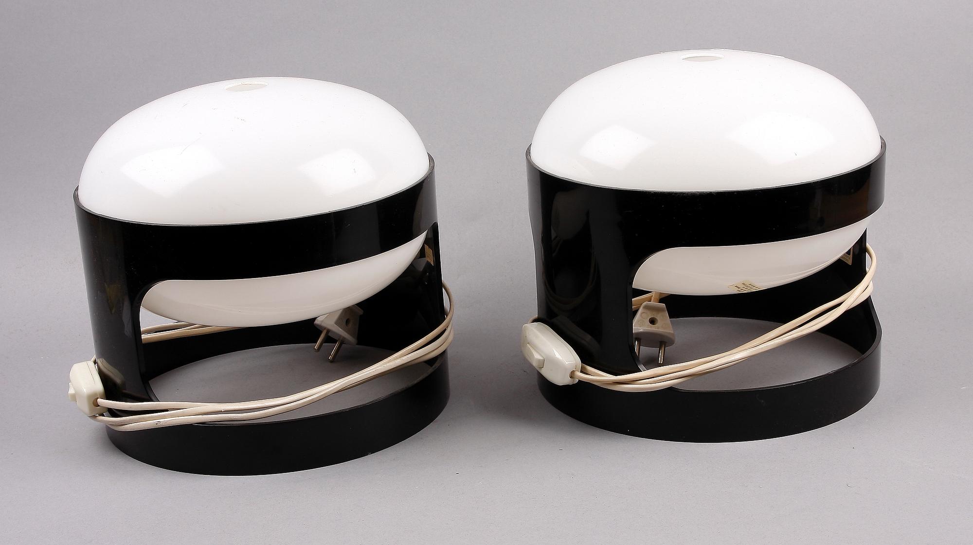 BORDSARMATURER, ett par, plast, design Joe Colombo.