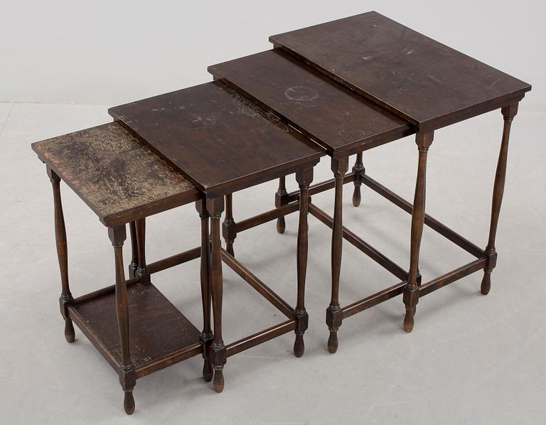 SATSBORD, 4 delar, 1900-talets första hälft.