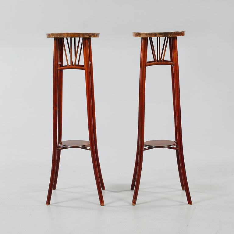 PIEDESTALER, 2st, 1900-tal.