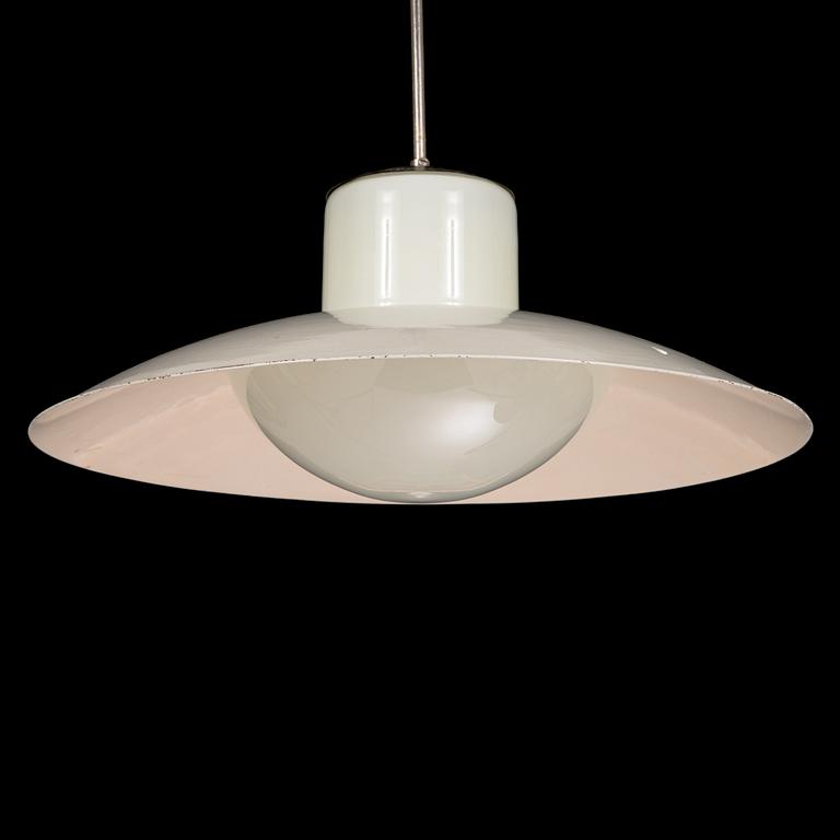 Paavo Tynell, A '1673' pendant lamp for Taito 1940.