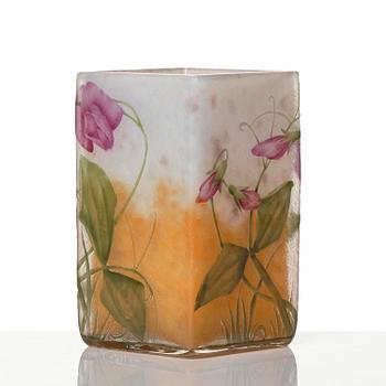 Daum Frères, a set of two Art Nouveau cameo glass vases, Nancy, France.