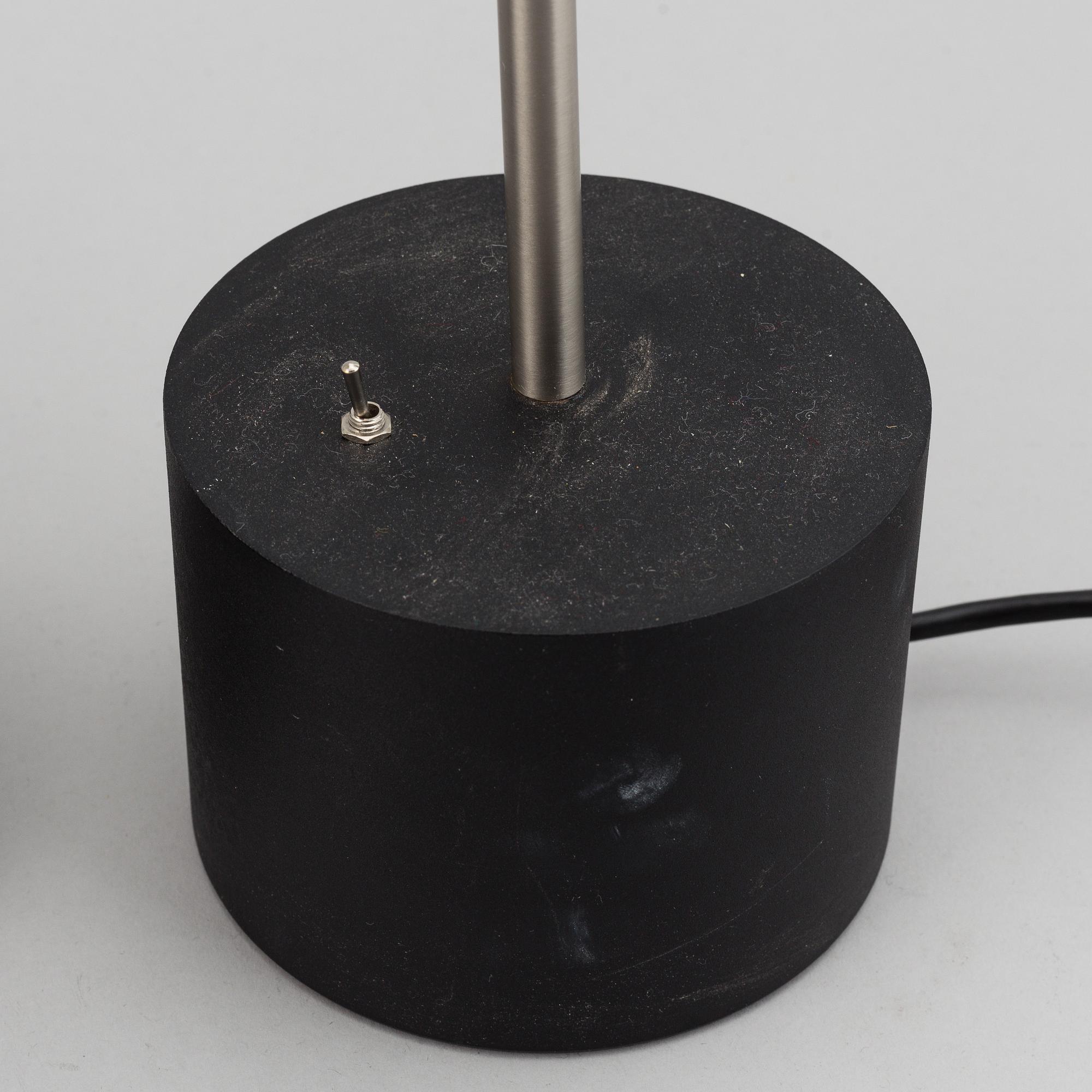 A pair of 'Suma' table lamps by Santa & Cole.