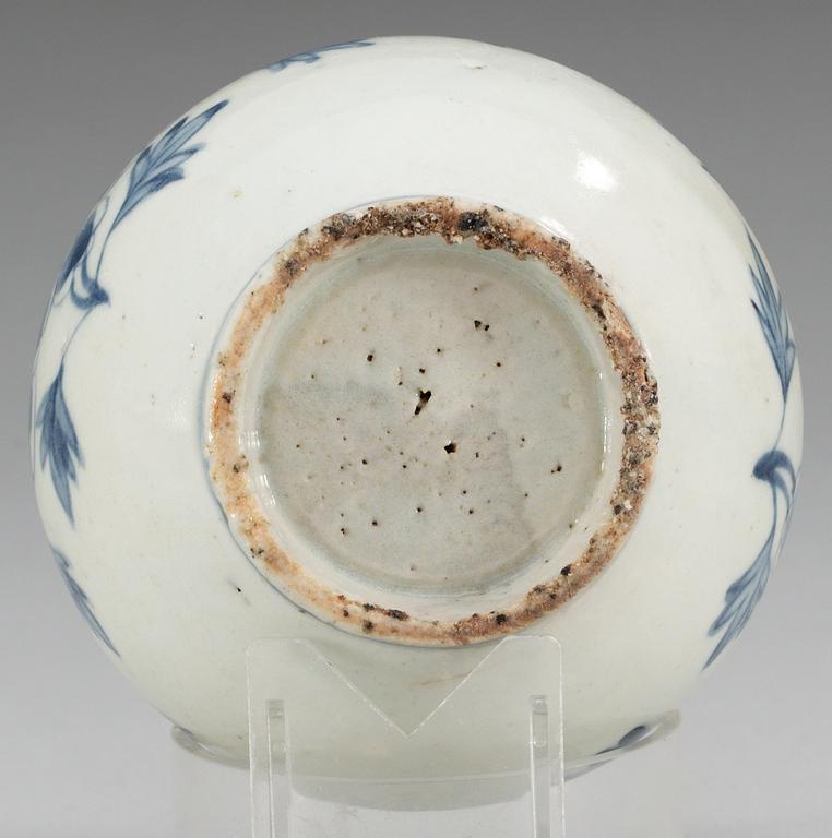 A small blue and white Korean jar, Choson, 19th Century.
