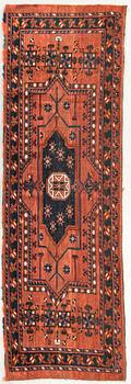 An antique Ersari runner ca 60 x 182 cm.