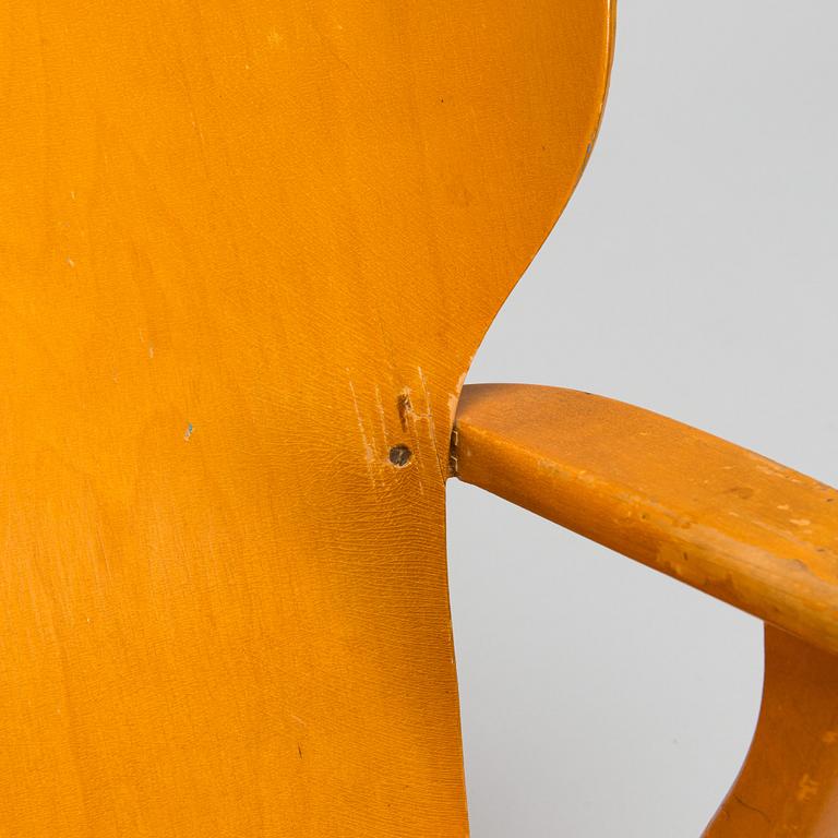 Ilmari Tapiovaara, a 1940s 'Domus' rocking chair for Keravan Puuteollisuus.