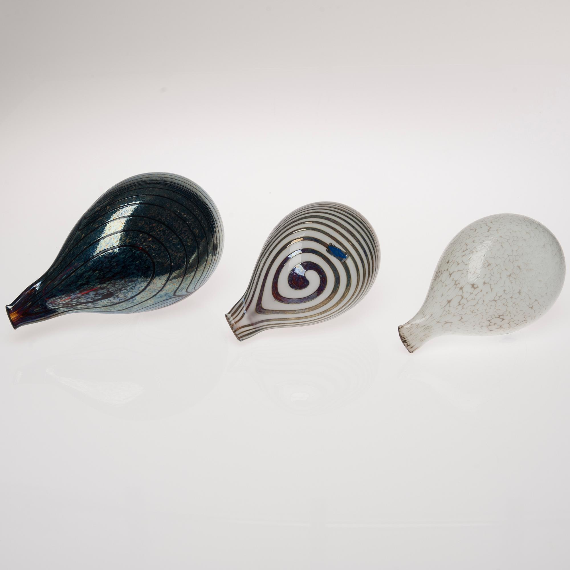 OIVA TOIKKA, GLASFÅGLAR, 3 st, signerade.