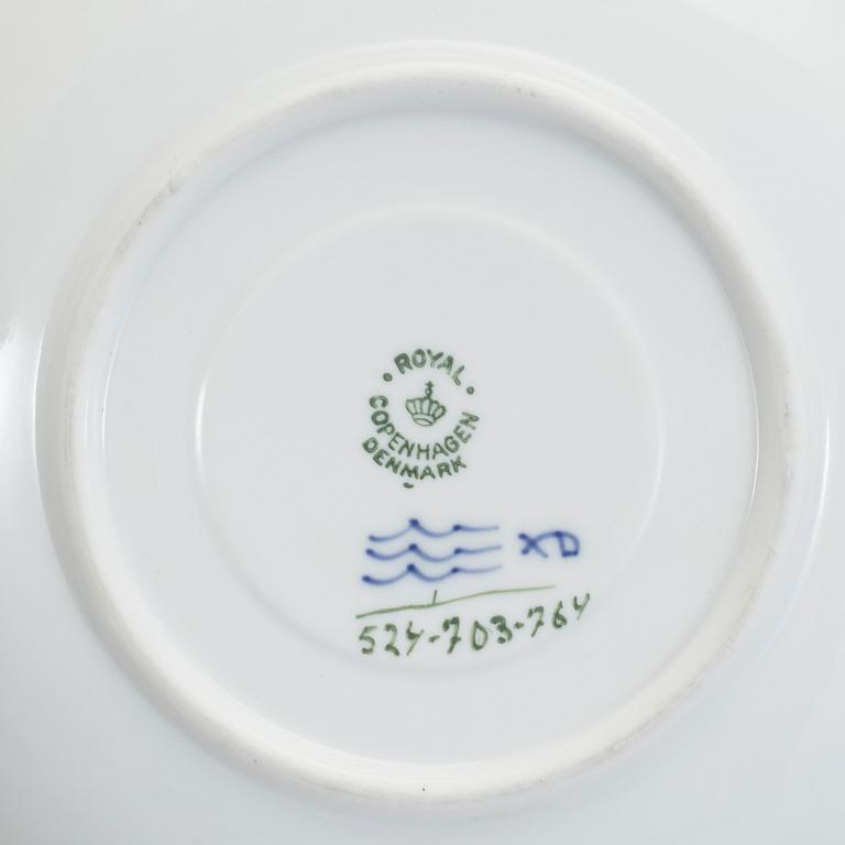 SERVISDELAR, 6 delar, "Musselmalet", Royal Copenhagen, 1900-talets andra hälft.