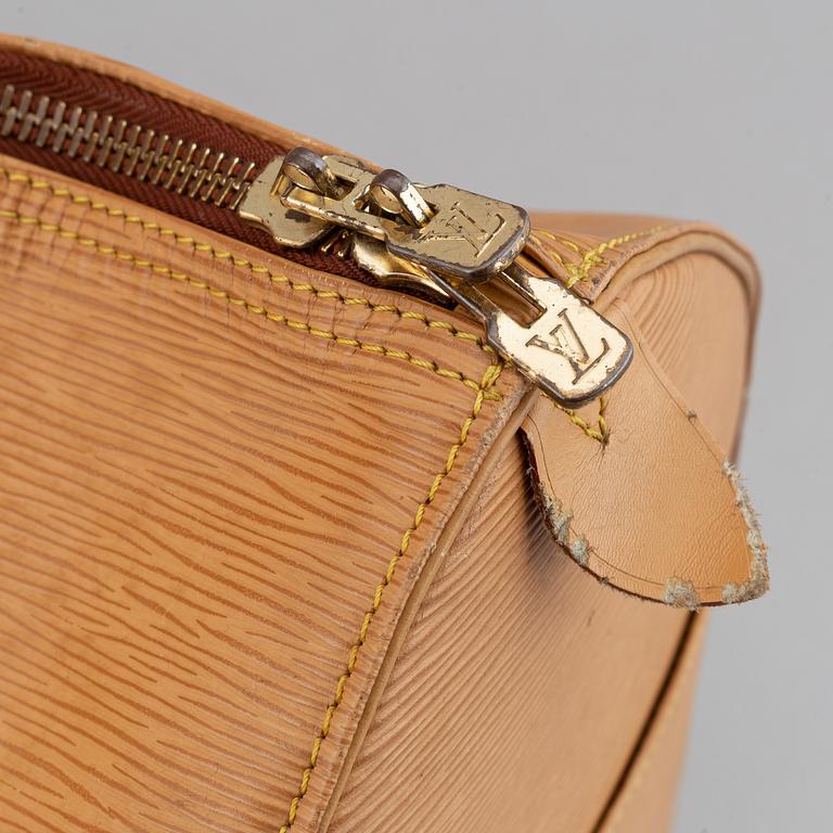 Louis Vuitton, am Epi 'Keepall 50' weekend bag.