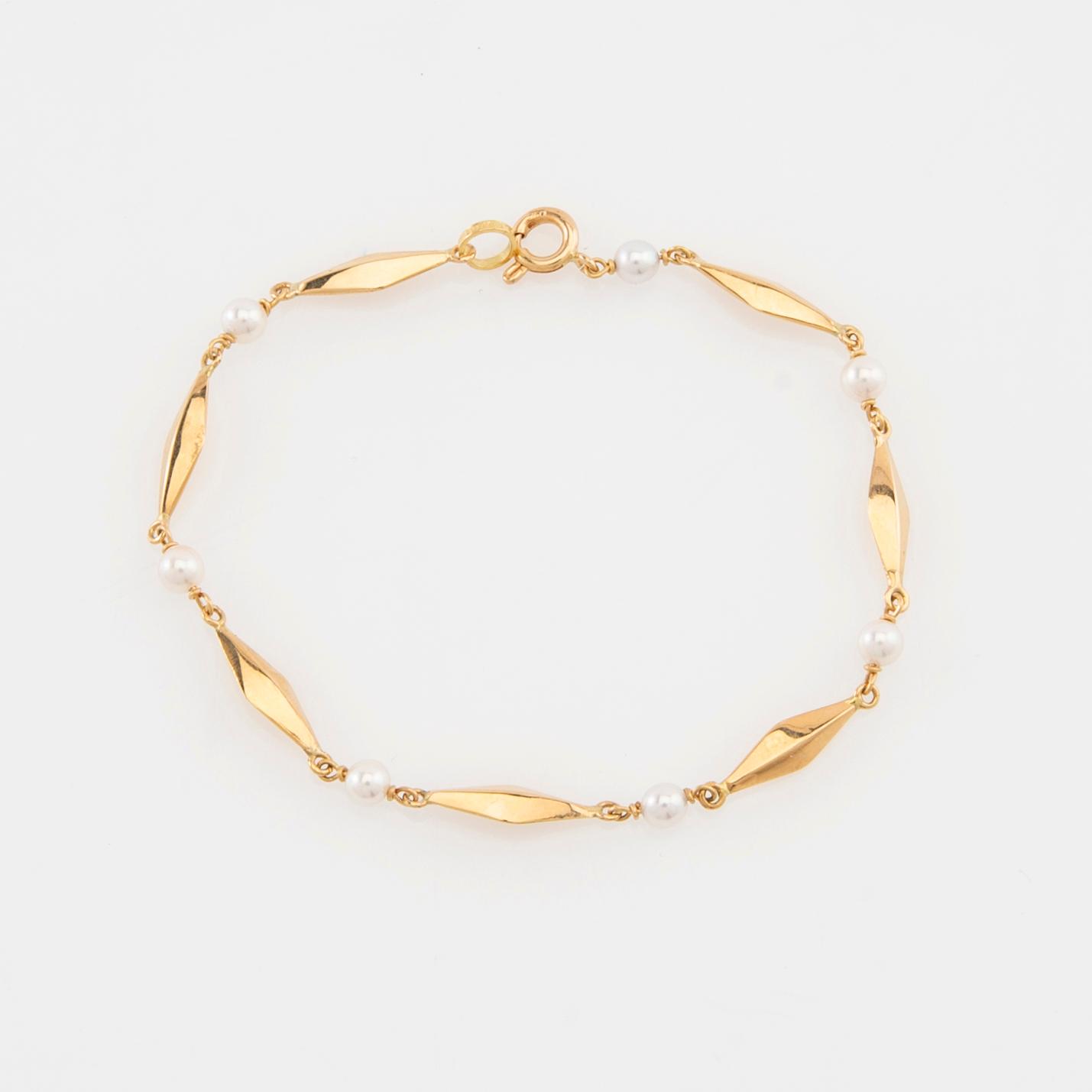 Armband 18K guld med odlade pärlor, Ekström Sweden Falköping 1987.