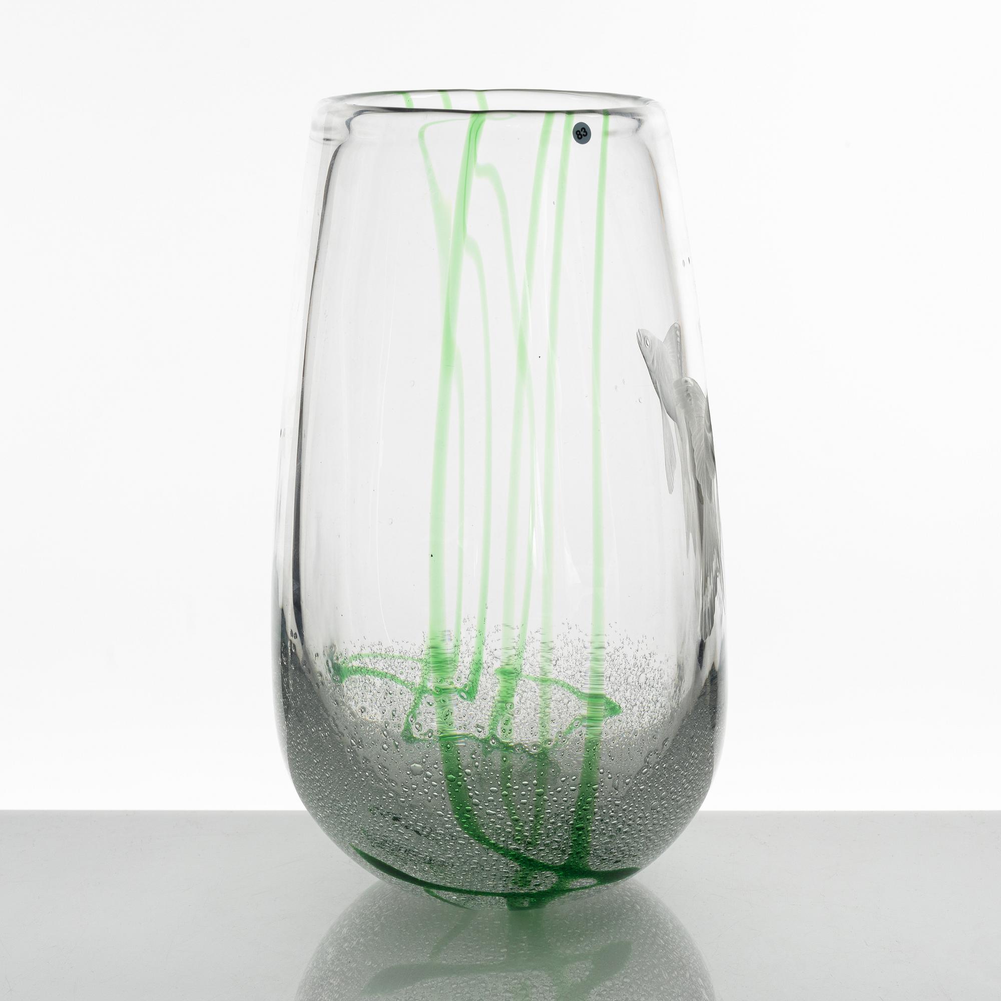 Vicke Lindstrand, a 'Sjögräs' vase, Orrefors, 1942.