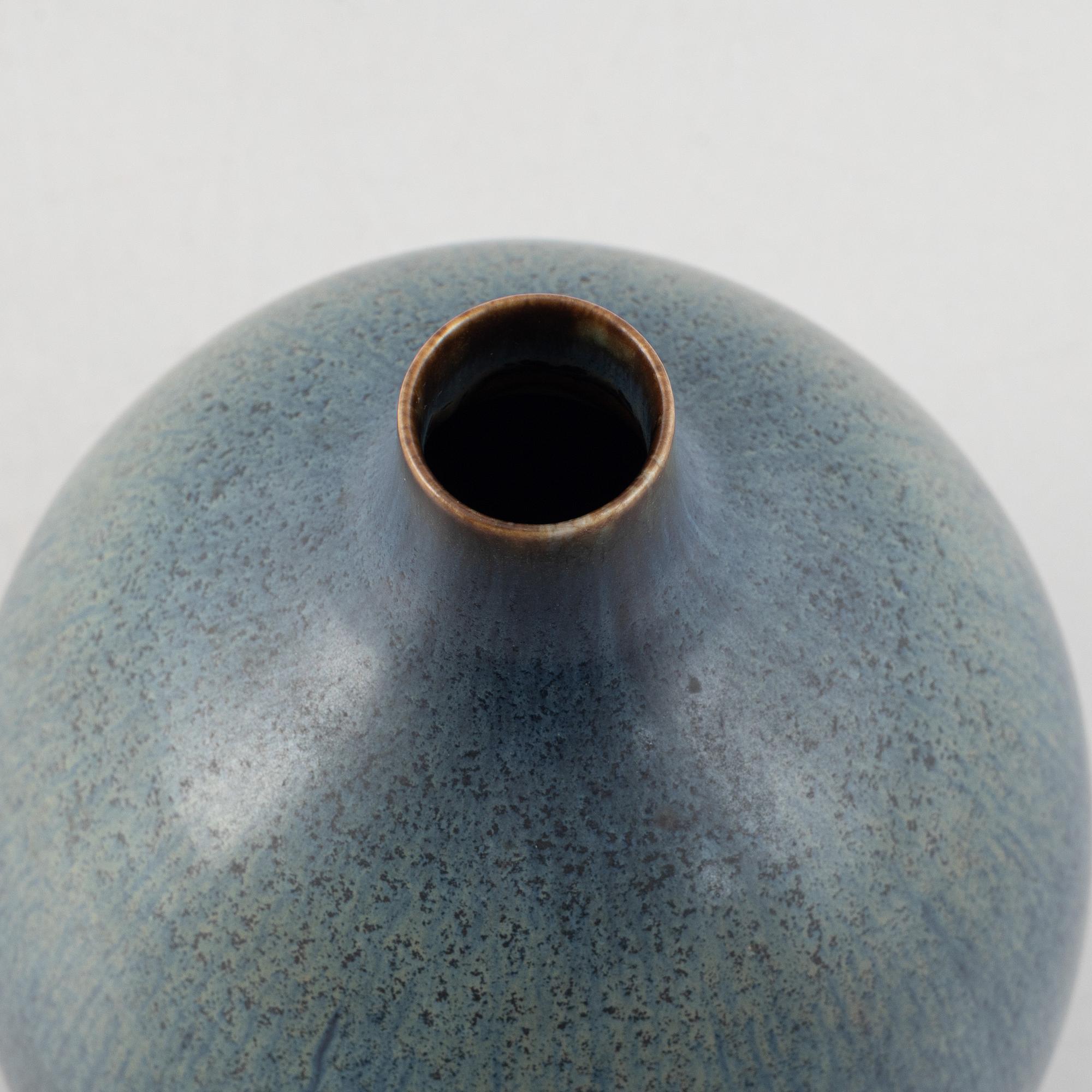 Carl-Harry Stålhane, a unique stoneware vase, Rörstrand 1962.