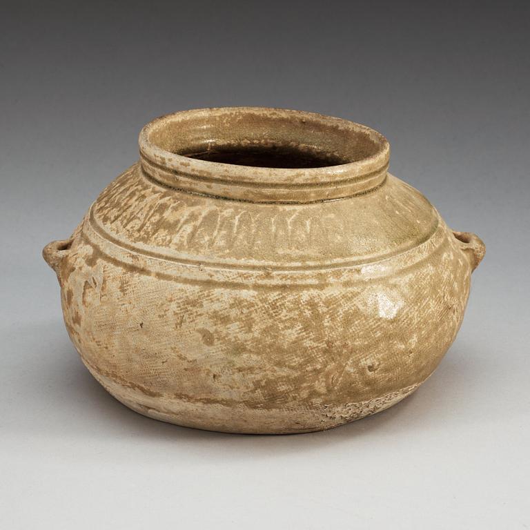 A olive green glazed jar, Western Jin Dynasty, ca 300 AD.