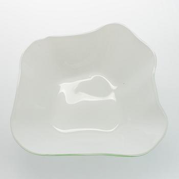 Alvar Aalto, 1 osa lasiveistoksesta, ”Aallon-kukka” 9767C, signeerattu Alvar Aalto Karhula.