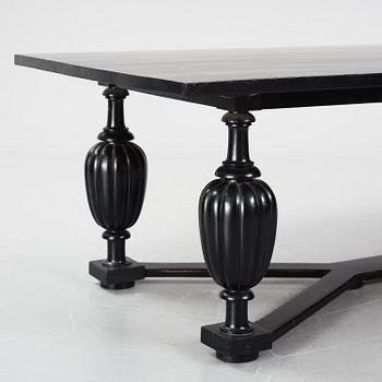 Gunnar Asplund, a dining table, for the staffroom at Karlshamn Secondary School, Sweden, ca 1912-1918.