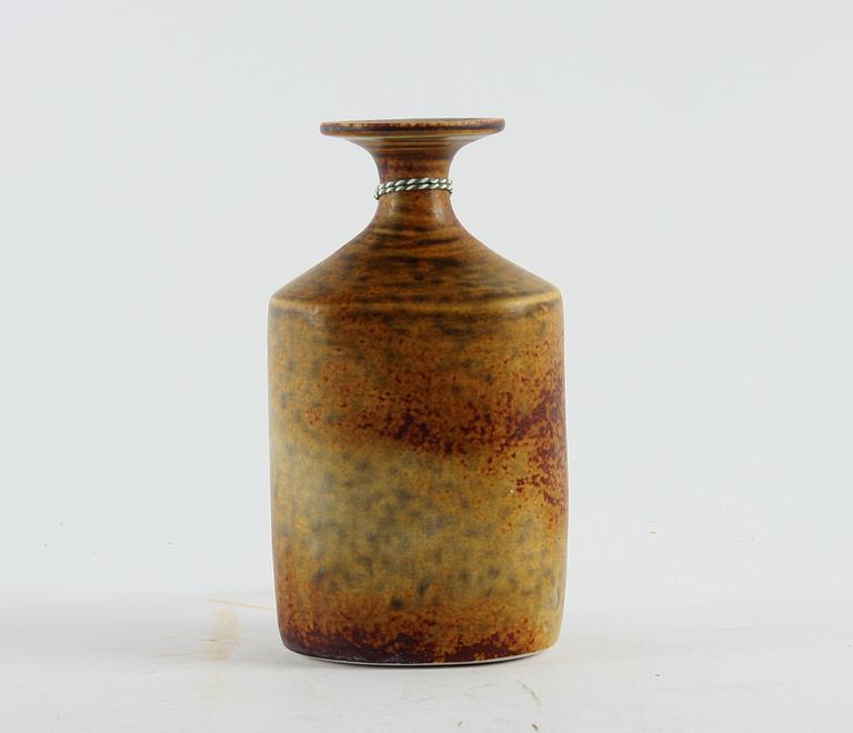 VAS, stengods, Stig Lindberg, Gustavsbergs studio, sign.