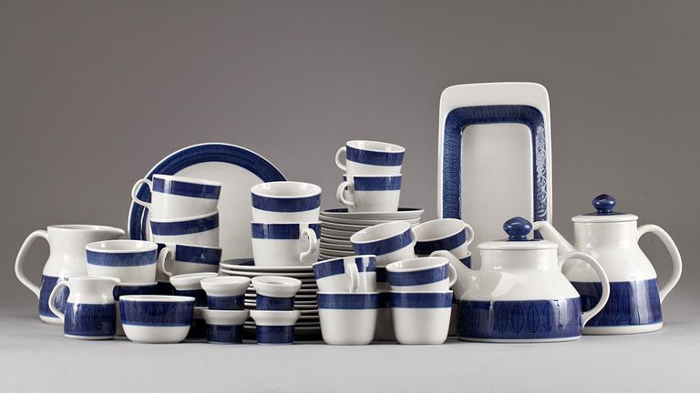 KAFFE/TESERVIS, 45 delar, porslin, "Koka blå", Hertha Bengtsson, Rörstrand.