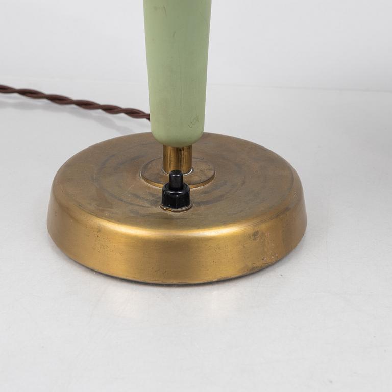 Bertil Brisborg, a pair of table lamps model "32028", Nordiska Kompaniet, 1940s-50s.