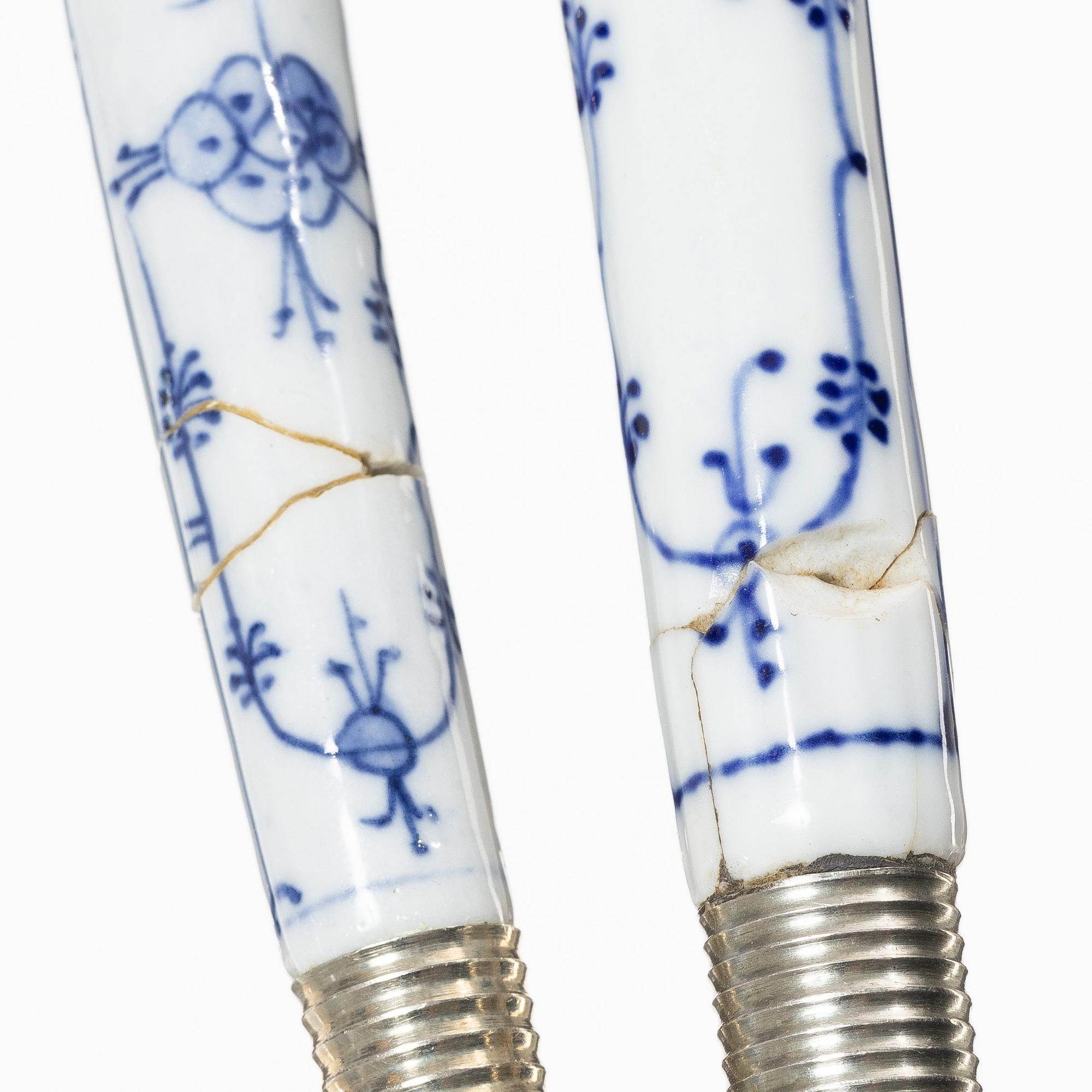 Bestickservisdelar, 37 st, silver samt porslin, "Musselmalet" och rostfritt stål,  bl.a. P. Hertz, Danmark 1926.