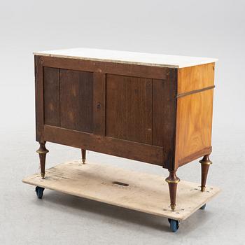 Skänk, gustaviansk stil, sent 1800-tal.