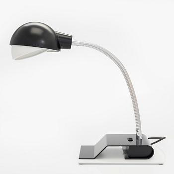 Alvar Aalto, a late 20th century 'A703' table light for Artek.