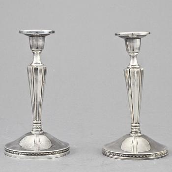 LJUSSTAKAR, ett par, silver, MGAB, Uppsala, 1963.
