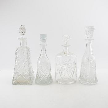 Karaffer 4 st 1900-talets första hälft slipat glas.